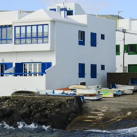 Boathouse * أرايتا
